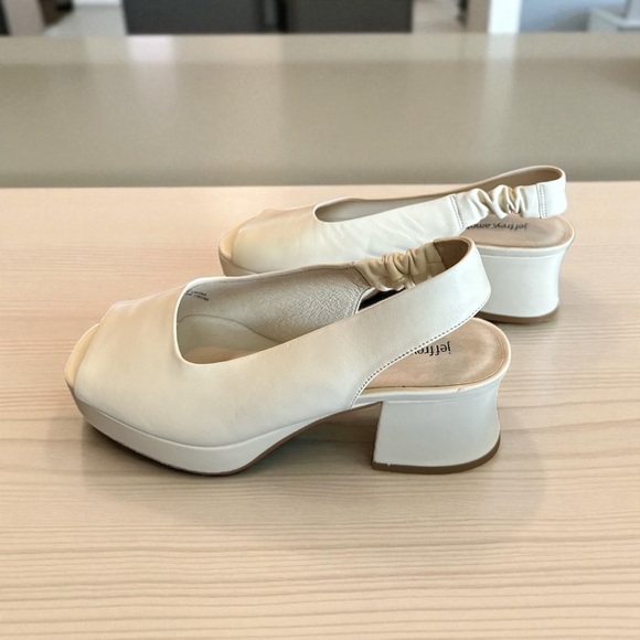 Jeffrey Campbell Cream Slingback Leather Sandals – Size 9 – 2.5” Heel - Picture 5 of 9